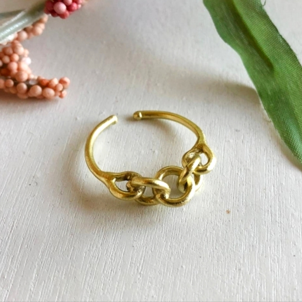 Chain Link Ring